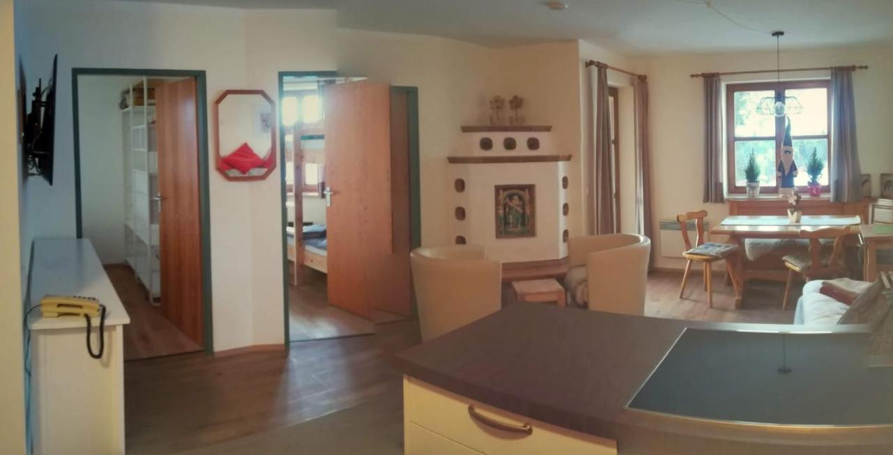 Apartments Susanne Und Jasmin - Haus Sonnleitn Sonnenalpe Nassfeld Eksteriør billede